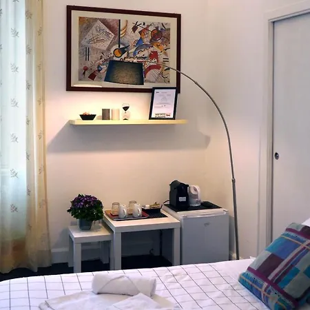 Azuni 4* Rome