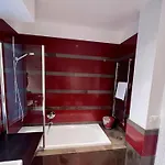 Azuni روما