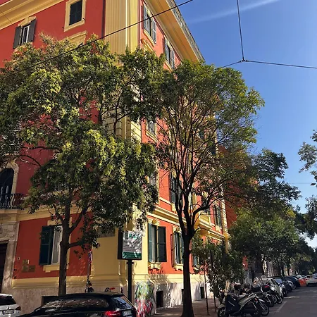 ベッド・アンド・ブレックファスト Azuni ローマ